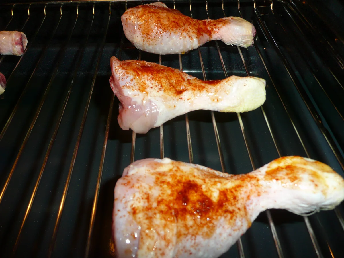 Grillen : Hähnchen, Unterschenkel mit Eisbergsalat. - Rezept - Bild Nr. 97