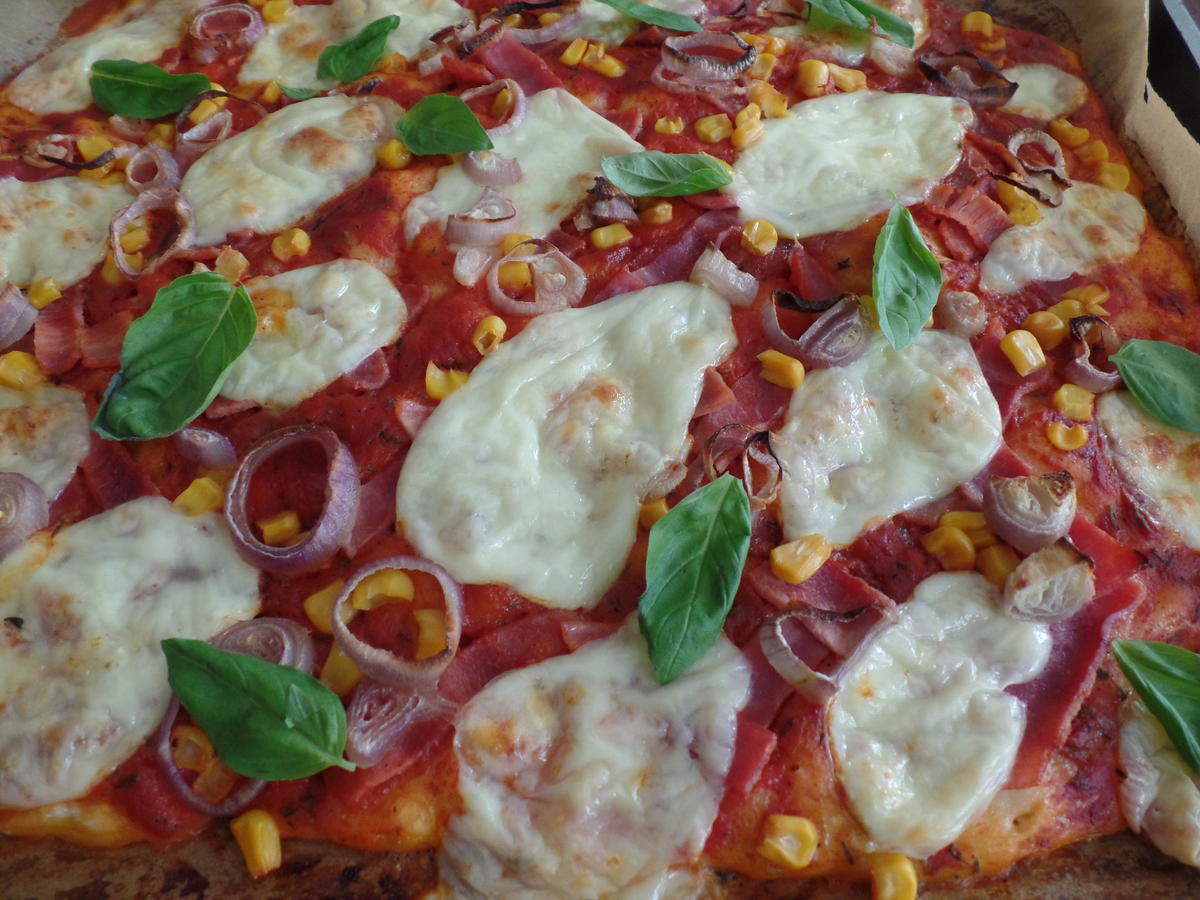 Pizza mit Schinken und Mais - Rezept - Bild Nr. 64