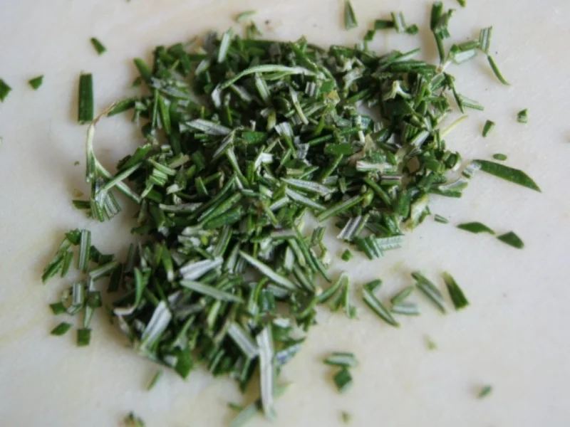 Rotbarsch-Filet mit Chinesischen-Gurkensalat und Rosmarin-Kartoffeln - Rezept - Bild Nr. 80