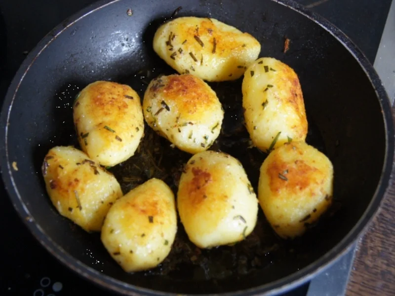 Rotbarsch-Filet mit Chinesischen-Gurkensalat und Rosmarin-Kartoffeln - Rezept - Bild Nr. 83