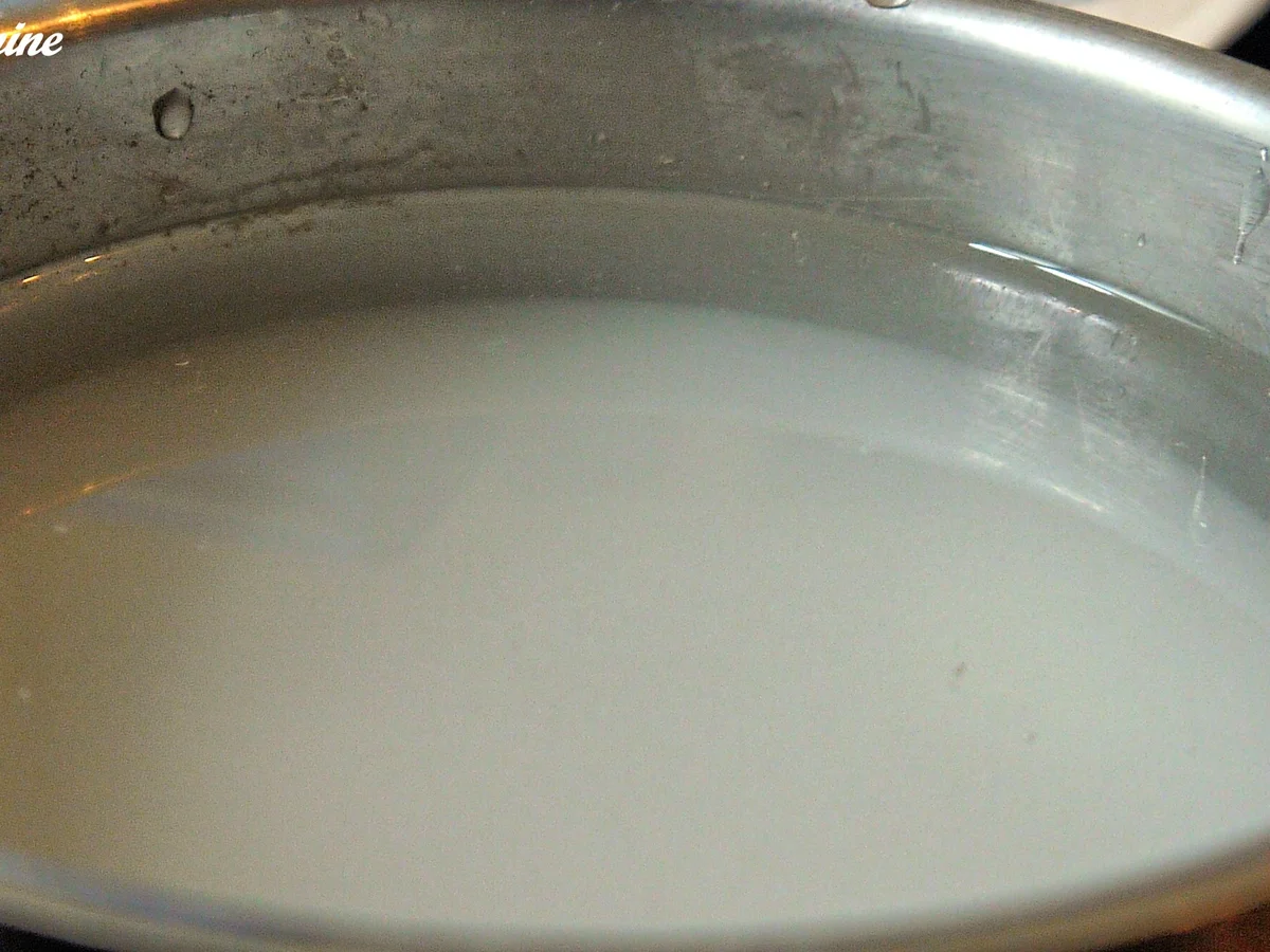 Panna Cotta mit Basilikumsauce und frischen Beeren - Rezept - Bild Nr. 99