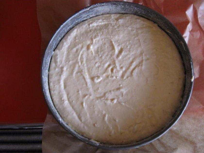 Bananen Käsekuchen mit weißer Schokolade - Rezept - kochbar.de