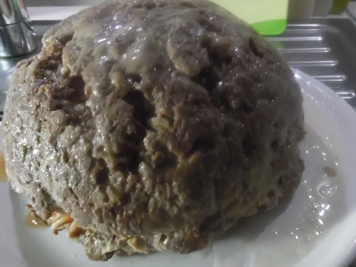 Rezept: Hackfleisch-"Bombe" bolognese Bild Nr. 110 Hackfleisch-"Bombe" bolognese - Rezept - Bild Nr. 110