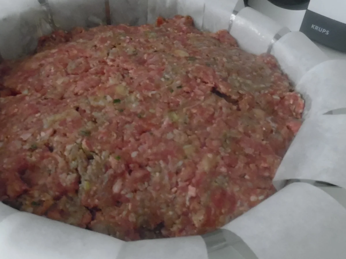 Rezept: Hackfleisch-"Bombe" bolognese Bild Nr. 107 Hackfleisch-"Bombe" bolognese - Rezept - Bild Nr. 107