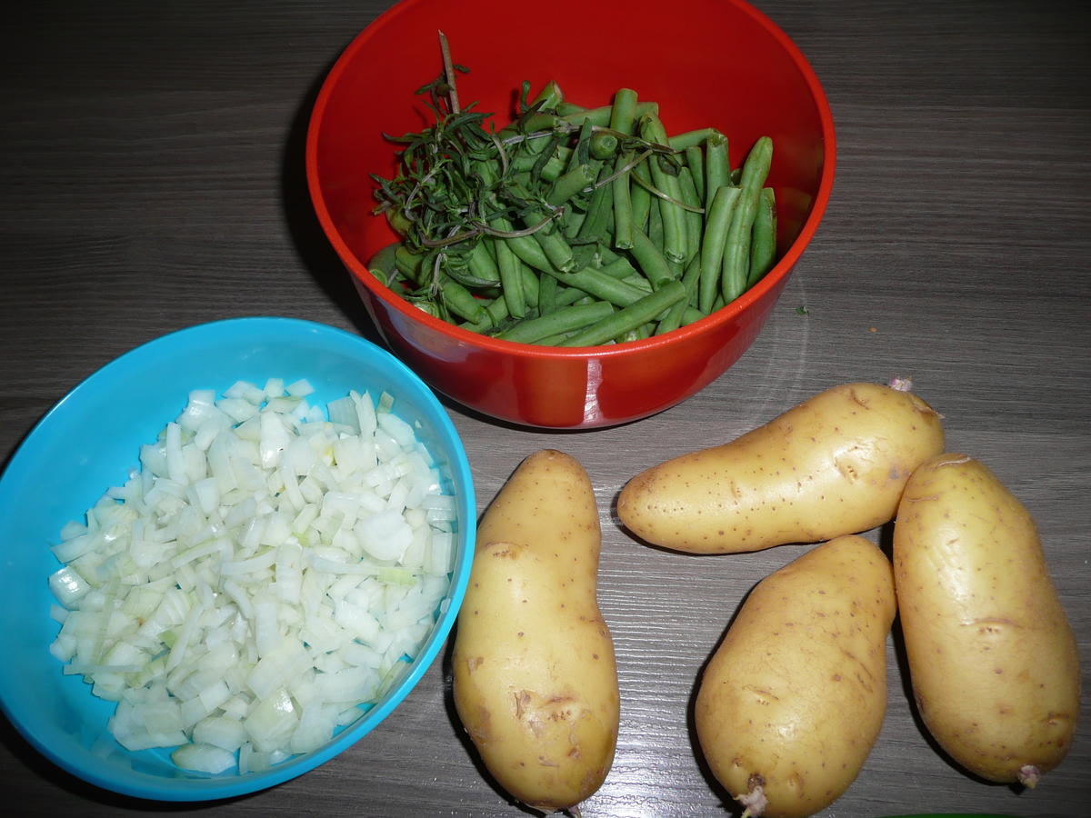 Eintopf : Rindergulasch - Buschbohnen + Kartoffeln. - Rezept - Bild Nr. 101