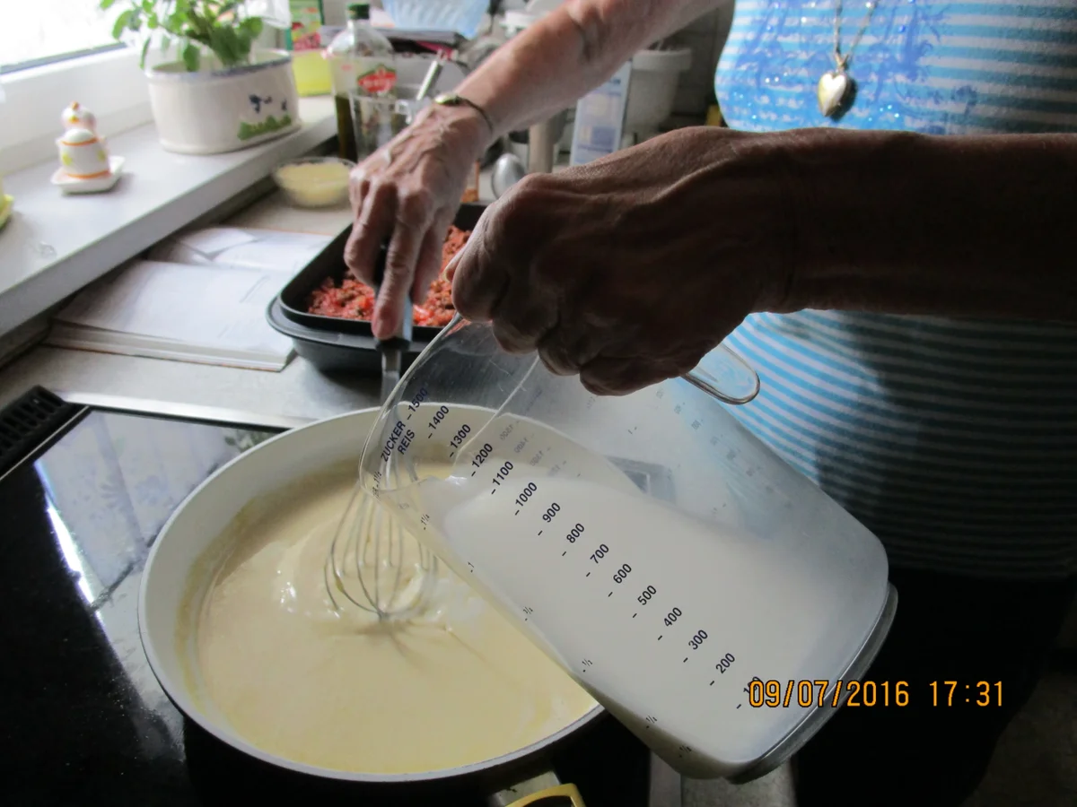 Rezept: Mousakas Bild Nr. 30 Mousakas - Rezept - Bild Nr. 30