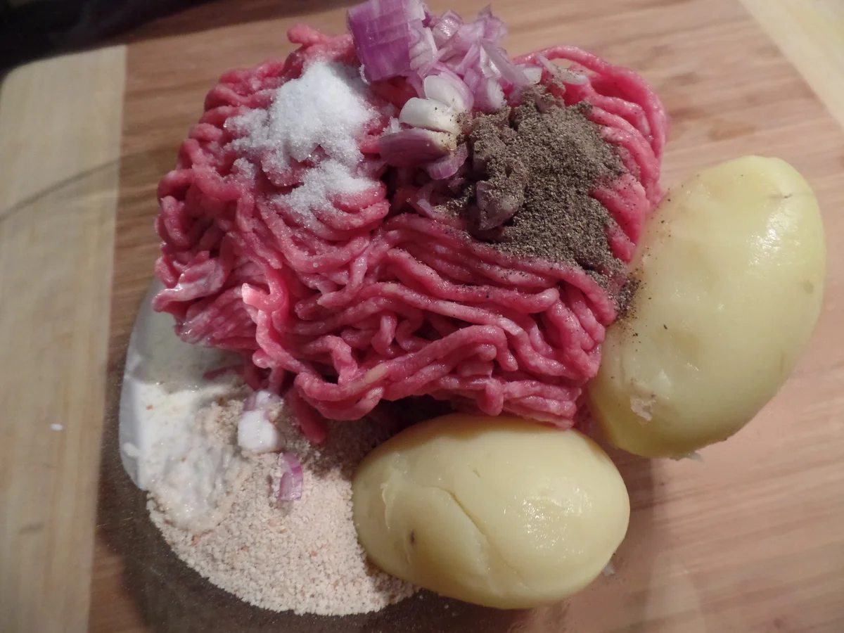 Rezept: Hackbällchen in Pilz-Speck-Sahne Bild Nr. 20 Hackbällchen in Pilz-Speck-Sahne - Rezept - Bild Nr. 20