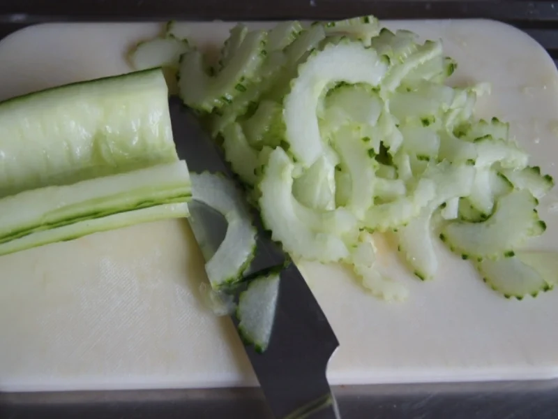 Schweinefiletspieße mit chinesischen Gurkensalat - Rezept - Bild Nr. 40