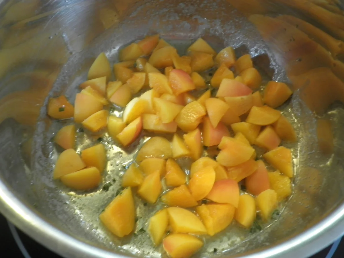 Nudeln mit Rosmarin - Aprikosen ... - Rezept - Bild Nr. 5