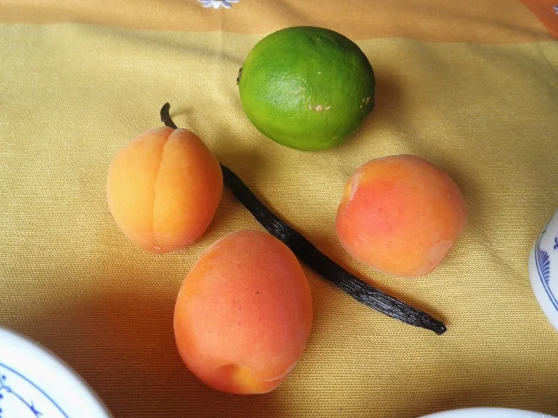 Aprikosen - Limetten - Vanille - Konfitüre ... - Rezept - Bild Nr. 3