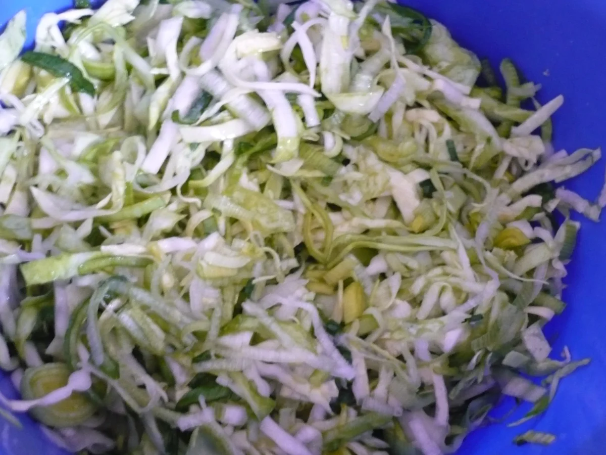 Rezept: Spitzkohl - Salat Bild Nr. 5 Spitzkohl - Salat - Rezept - Bild Nr. 5