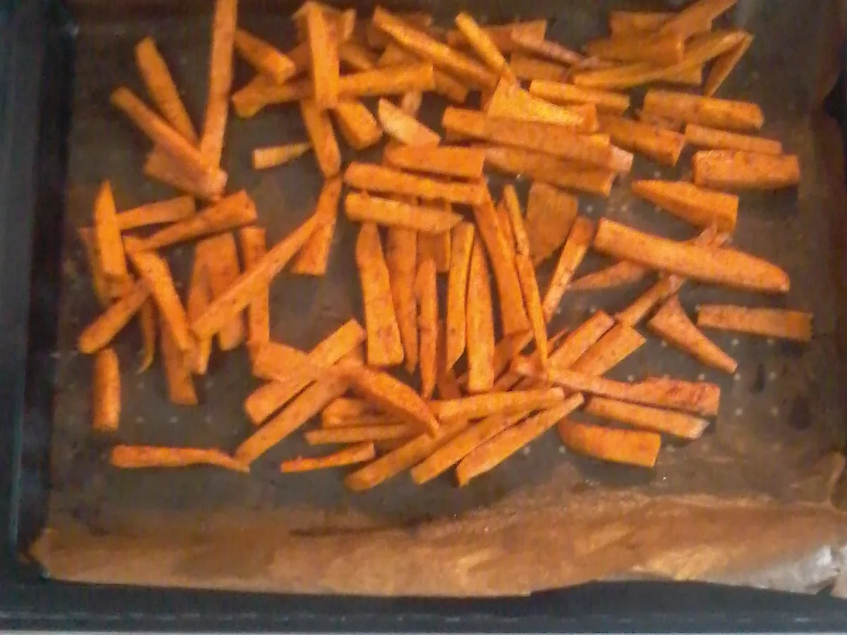 Rezept: Süßkartoffel- Pommes Süßkartoffel- Pommes - Rezept