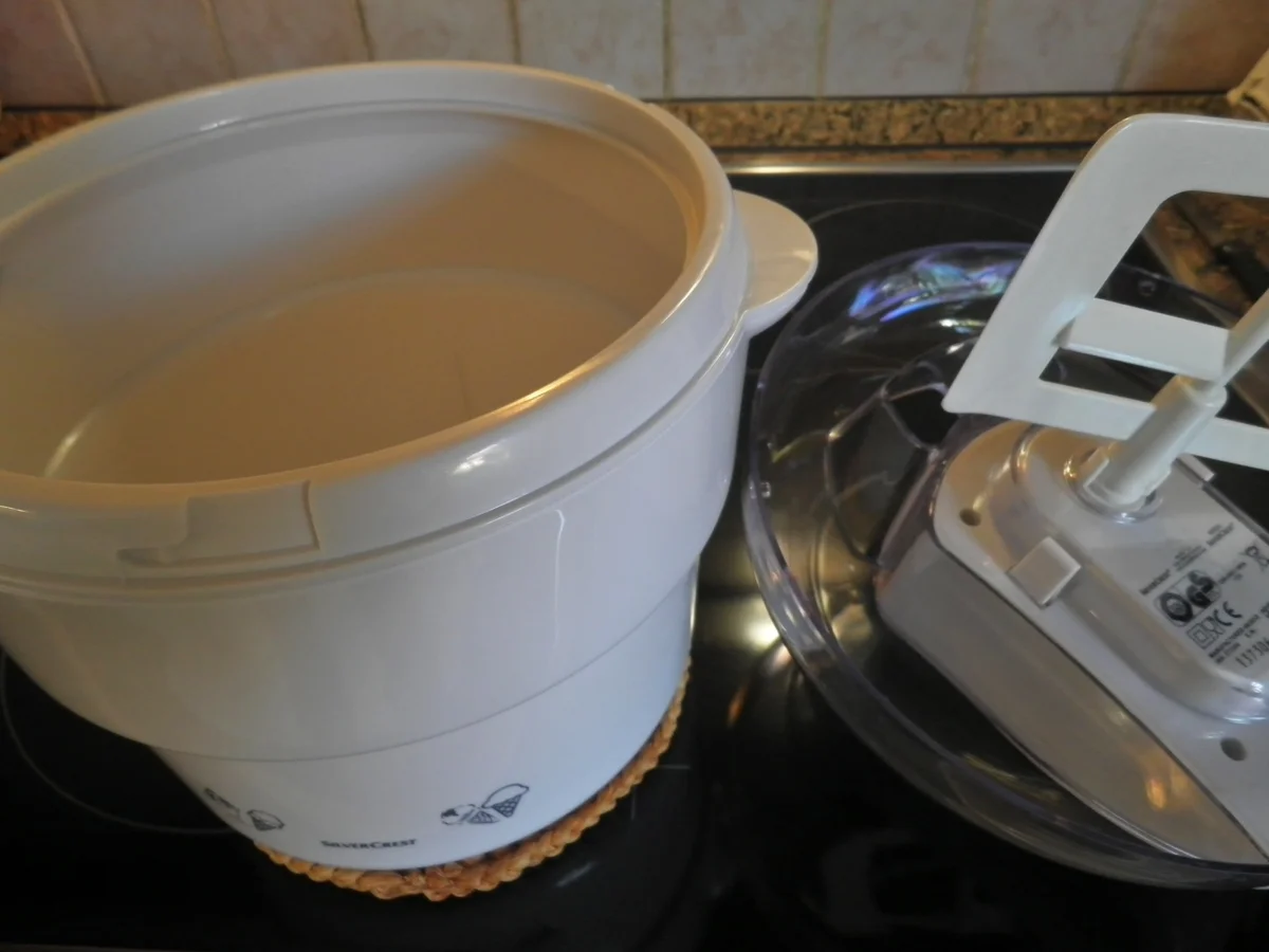 Rezept: Campari - Orangen - Eis ... mit Blätterteig - Schmetterlingen Bild Nr. 130 Campari - Orangen - Eis ... mit Blätterteig - Schmetterlingen - Rezept - Bild Nr. 130