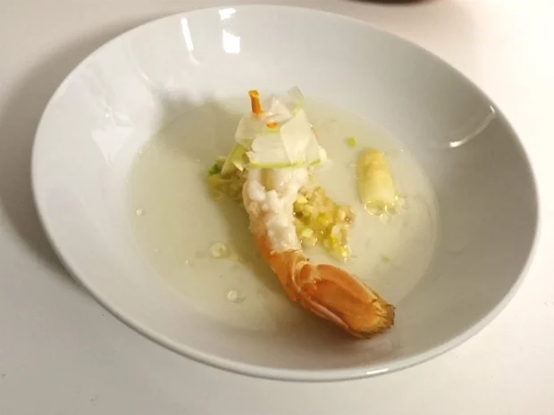 Kaisergranat in Spargelessenz und Orange - Rezept