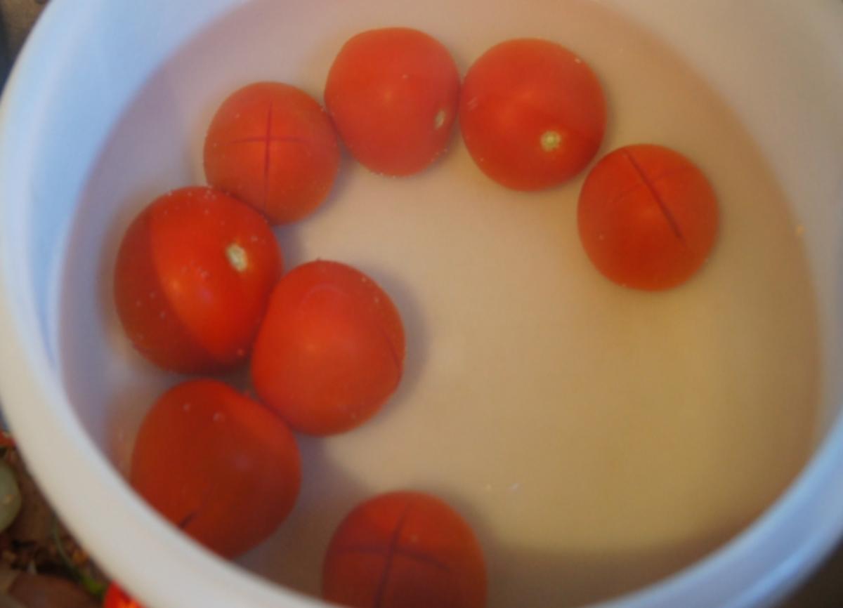 Wachteleieromelett mit herzhaften Tomaten - Rezept - Bild Nr. 59