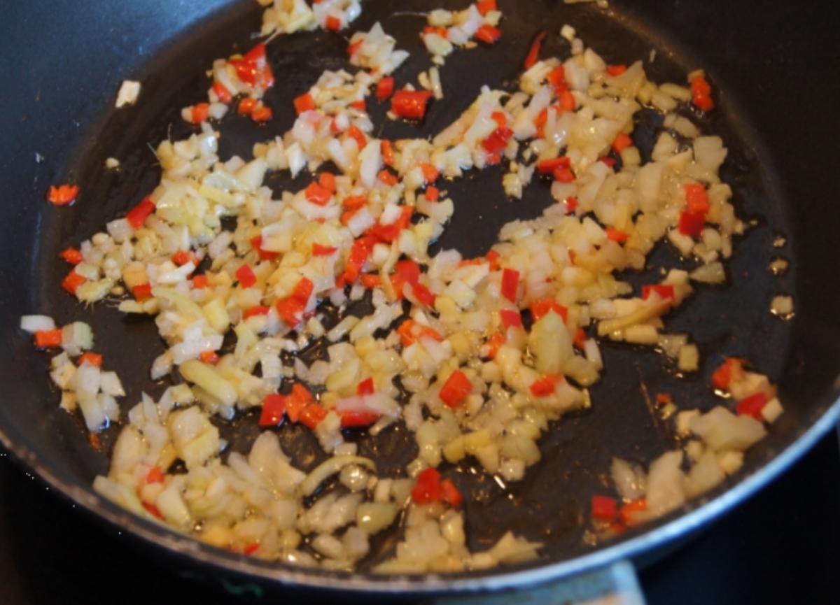 Wachteleieromelett mit herzhaften Tomaten - Rezept - Bild Nr. 64