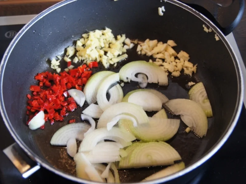 Rezept: Rotbarschfilet mit Gemüse in der Folie Bild Nr. 73 Rotbarschfilet mit Gemüse in der Folie - Rezept - Bild Nr. 73