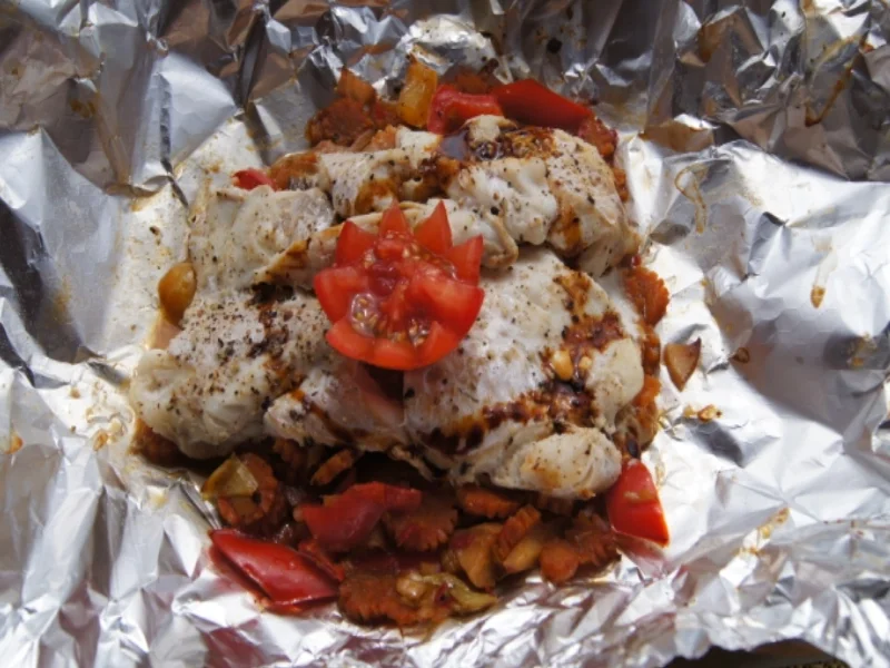 Rezept: Rotbarschfilet mit Gemüse in der Folie Bild Nr. 81 Rotbarschfilet mit Gemüse in der Folie - Rezept - Bild Nr. 81