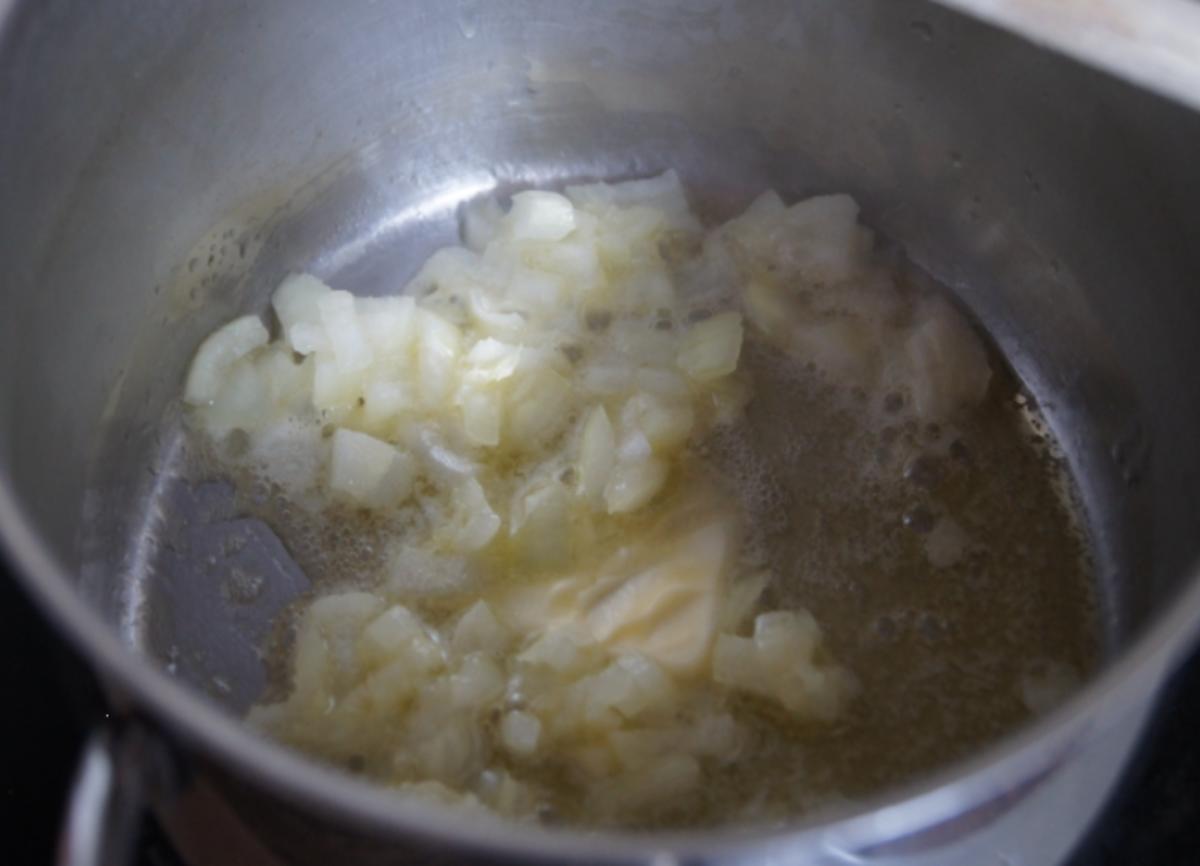 Pikante Fleischpflanzerl mit Kren, Schwäbischen Kartoffelsalat und Erbsenstampf - Rezept - Bild Nr. 86