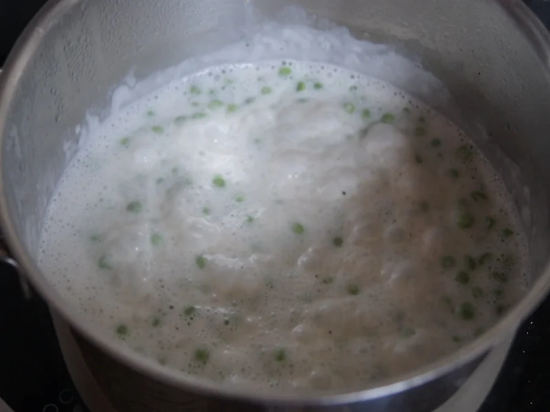 Pikante Fleischpflanzerl mit Kren, Schwäbischen Kartoffelsalat und Erbsenstampf - Rezept - Bild Nr. 88