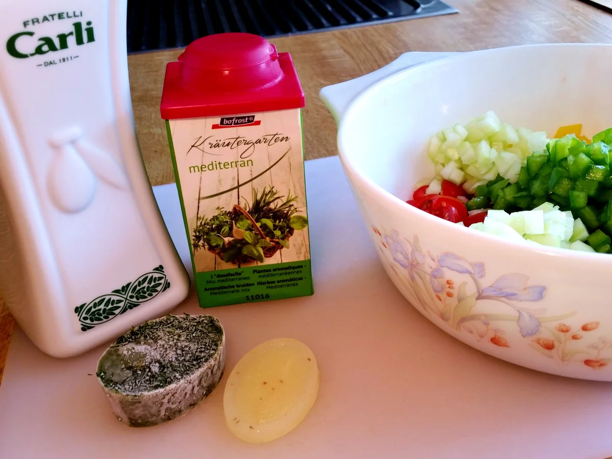 Konfetti-Salat ... erfrischend-kühle Beilage - Rezept - Bild Nr. 78