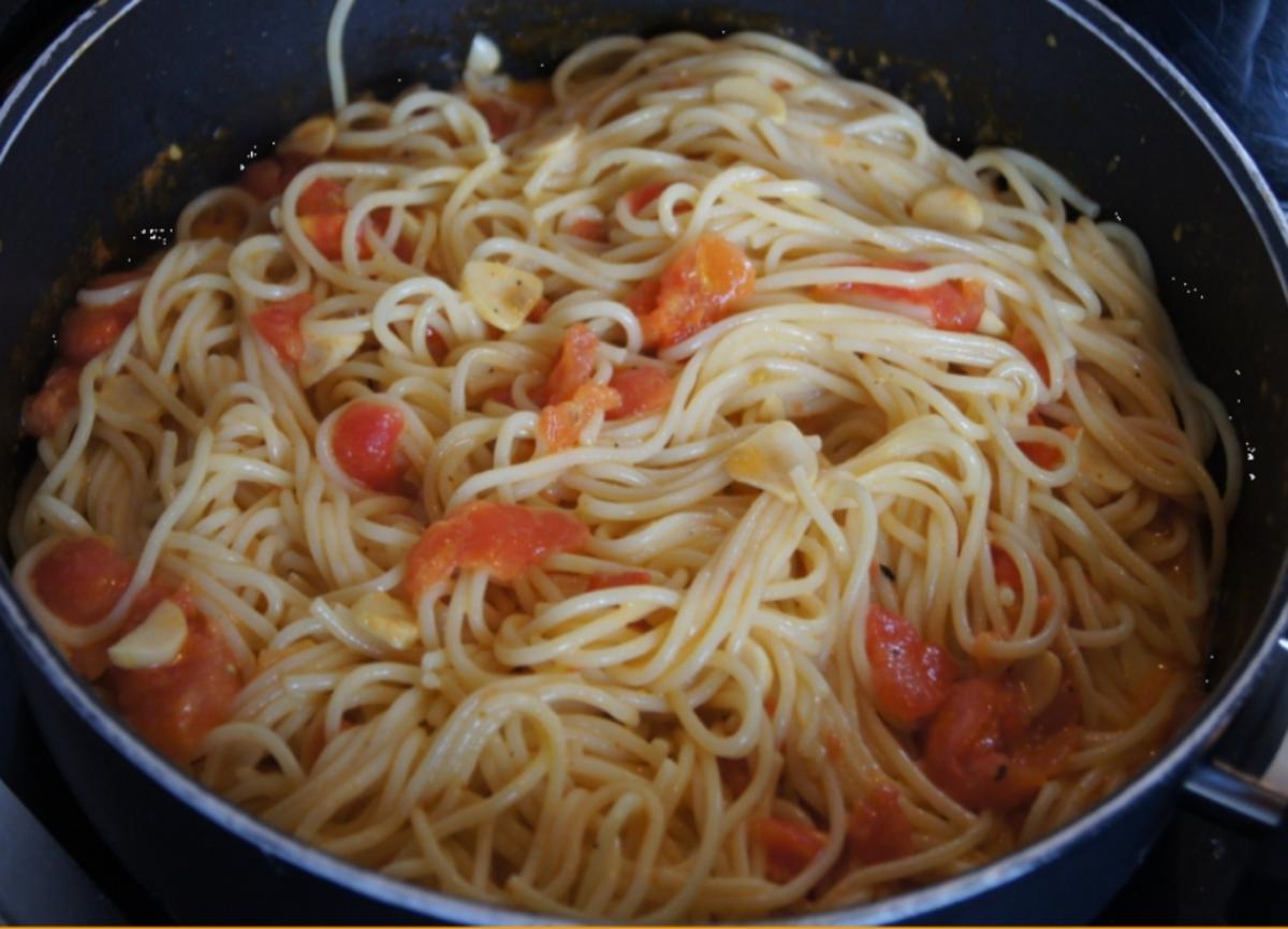 Knoblauch-Tomaten-Spaghetti - Rezept - Bild Nr. 105