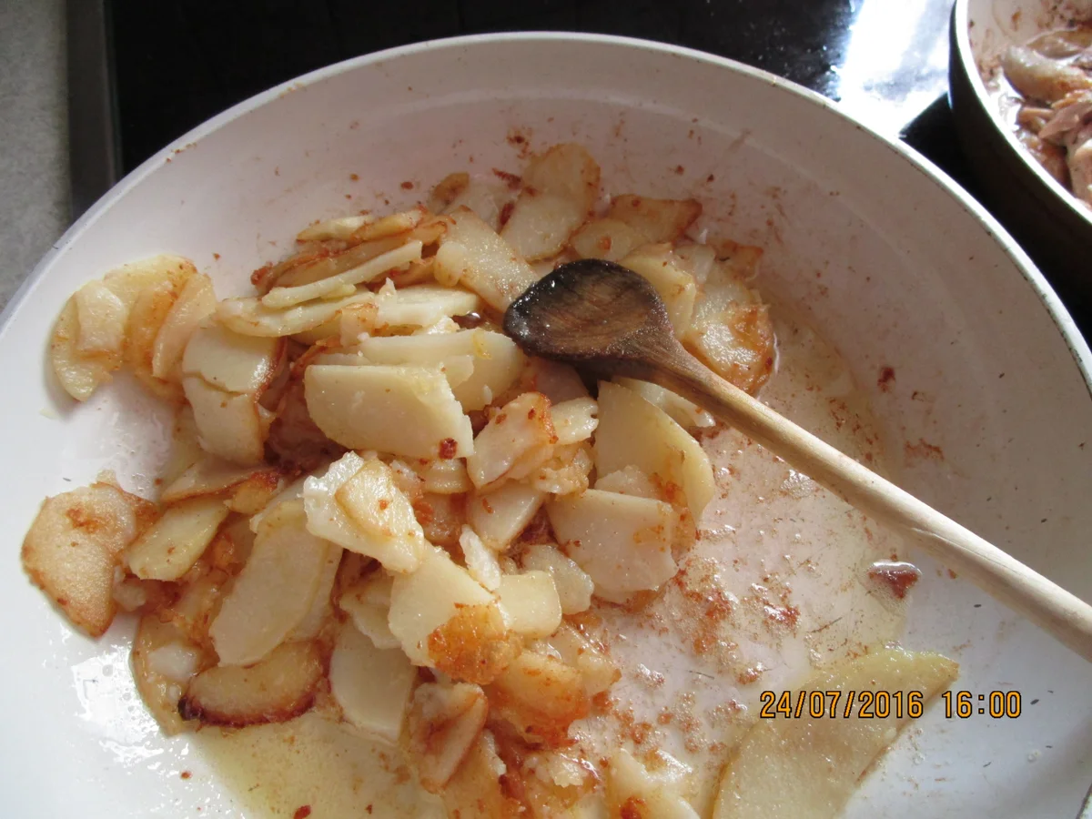 Kotopoulo kokinisto (ein Gruß aus Griechenland) - Rezept - Bild Nr. 133