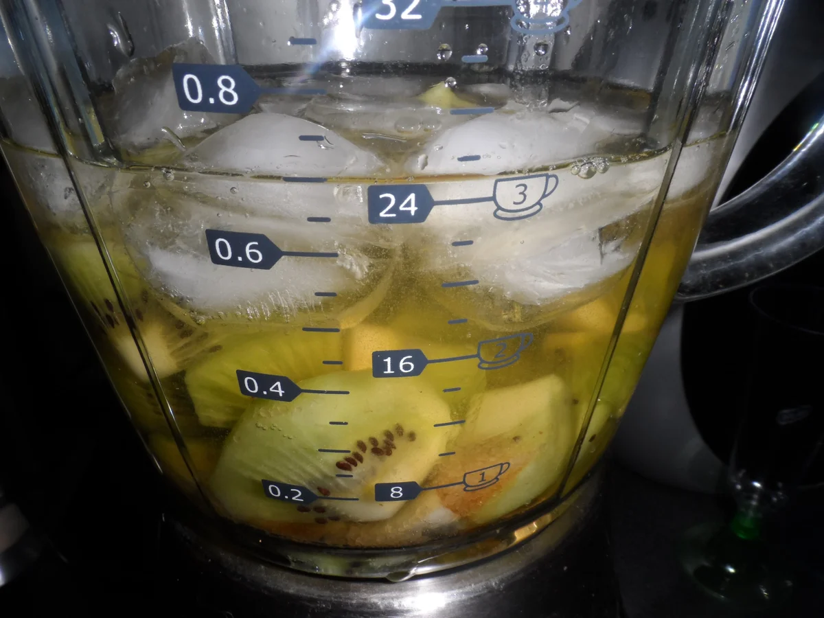 Rezept: BiNe ` S WiNe SLUSHI Bild Nr. 125 BiNe ` S WiNe SLUSHI - Rezept - Bild Nr. 125