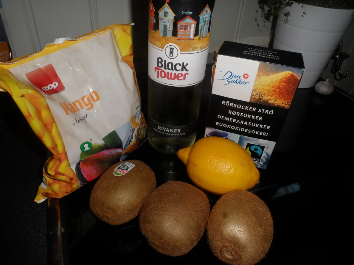 Rezept: BiNe ` S WiNe SLUSHI BiNe ` S WiNe SLUSHI - Rezept