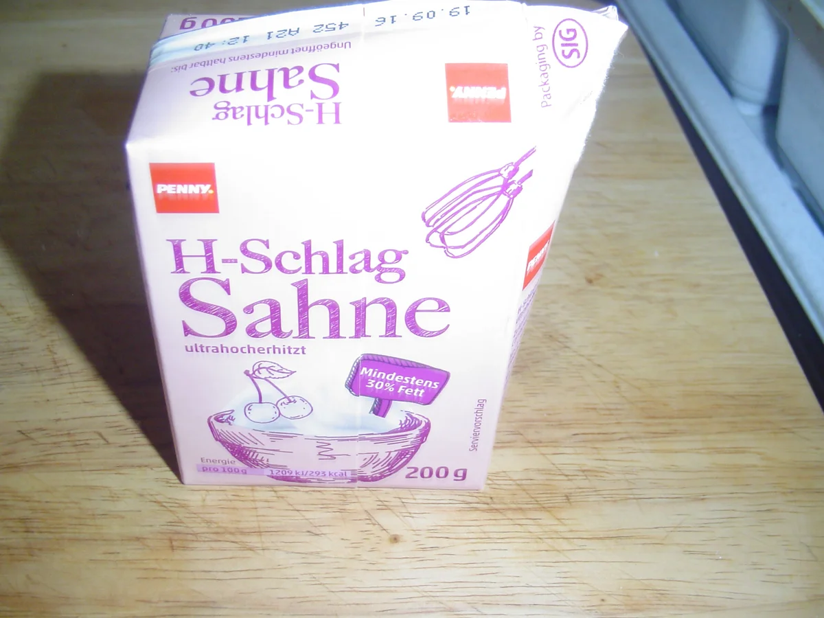 Rezept: Streuselkuchen schnell und super lecker Bild Nr. 132 Streuselkuchen schnell und super lecker - Rezept - Bild Nr. 132