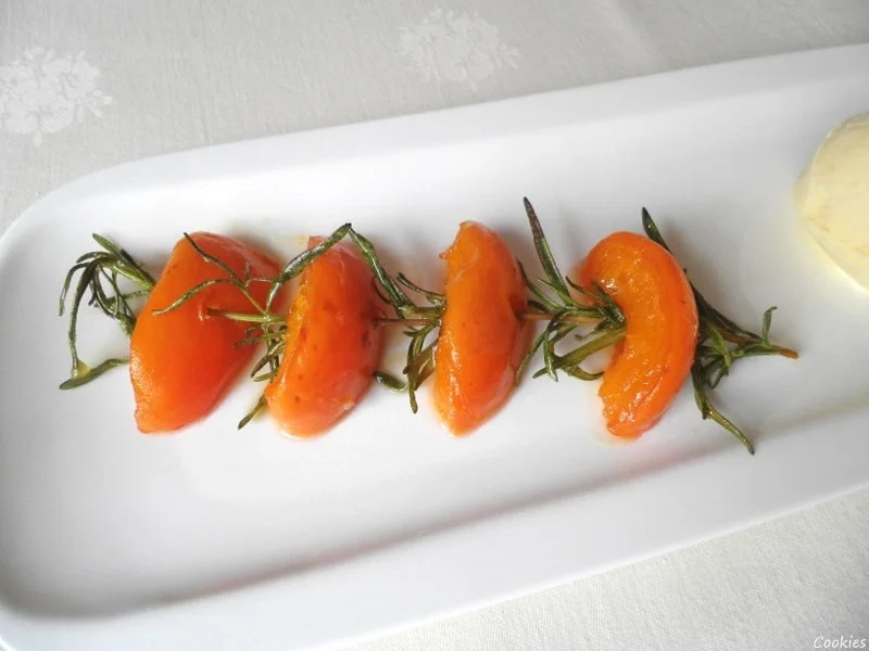 Limetten - Eis mit Olivenöl, Rosmarin - Aprikosen ... und Honig - Gelee - Herzen ... - Rezept - Bild Nr. 133