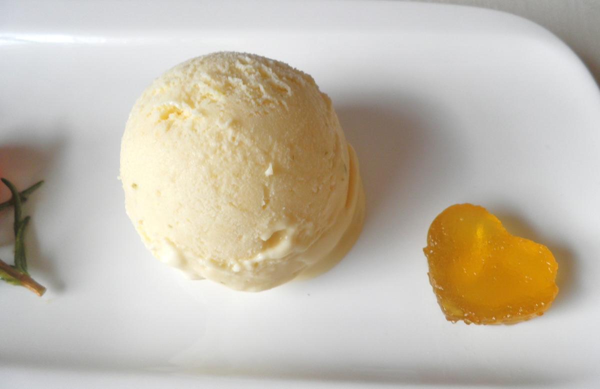 Limetten - Eis mit Olivenöl, Rosmarin - Aprikosen ... und Honig - Gelee - Herzen ... - Rezept - Bild Nr. 141