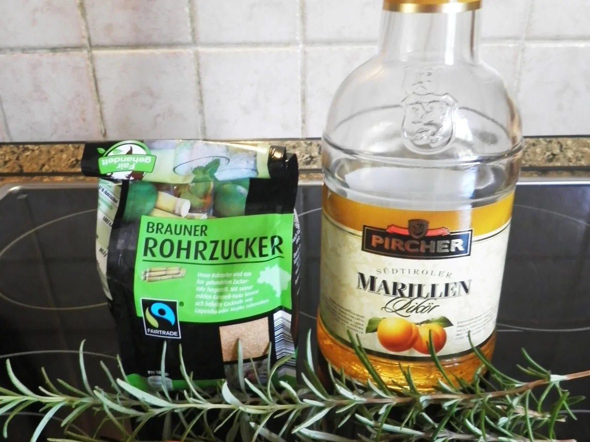 Limetten - Eis mit Olivenöl, Rosmarin - Aprikosen ... und Honig - Gelee - Herzen ... - Rezept - Bild Nr. 142