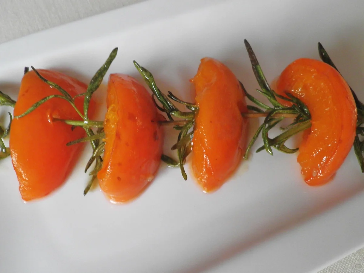 Limetten - Eis mit Olivenöl, Rosmarin - Aprikosen ... und Honig - Gelee - Herzen ... - Rezept - Bild Nr. 148