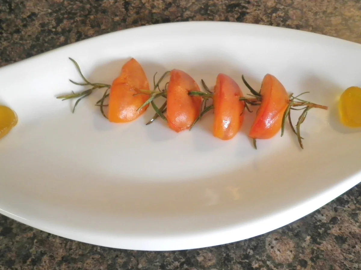 Limetten - Eis mit Olivenöl, Rosmarin - Aprikosen ... und Honig - Gelee - Herzen ... - Rezept - Bild Nr. 155