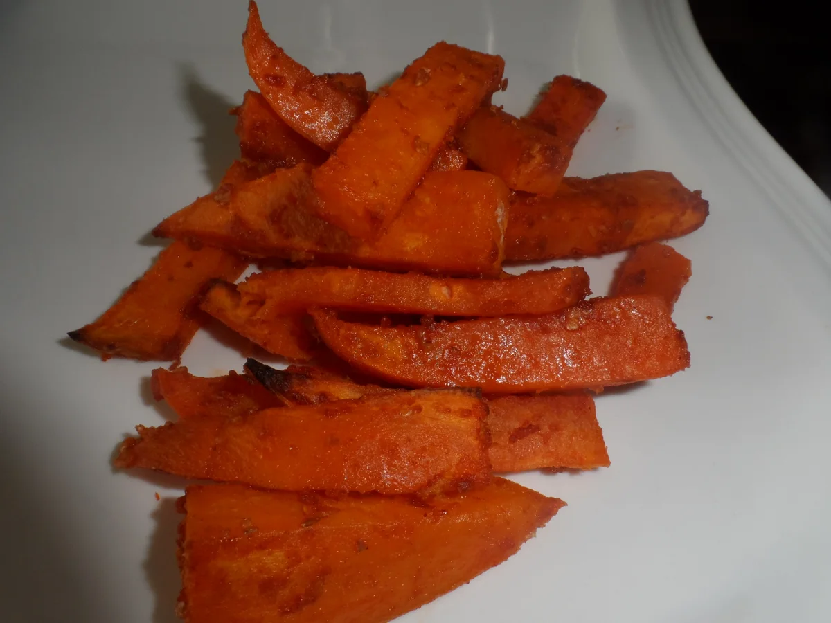 Rezept: BiNe` S SÜSSKARTOFFEL POMMES Bild Nr. 131 BiNe` S SÜSSKARTOFFEL POMMES - Rezept - Bild Nr. 131