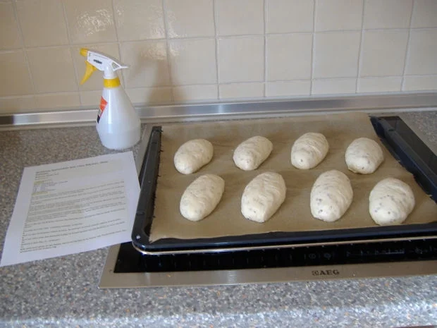 Rezept: Brötche,Semmeln wie vom Bäcker, aber besser. Bild Nr. 132 Brötche,Semmeln wie vom Bäcker, aber besser. - Rezept - Bild Nr. 132