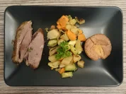 Slow cooked lamb shank roast with mint sauce - Rezept - Bild Nr. 132