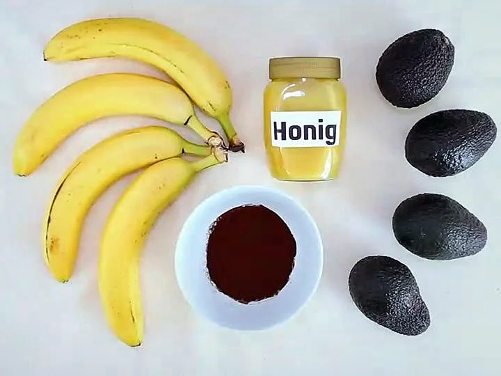 Blitzmenü: Erbsen-Minz-Suppe, Hähnchenspieße, Schokocreme - Rezept - Bild Nr. 5