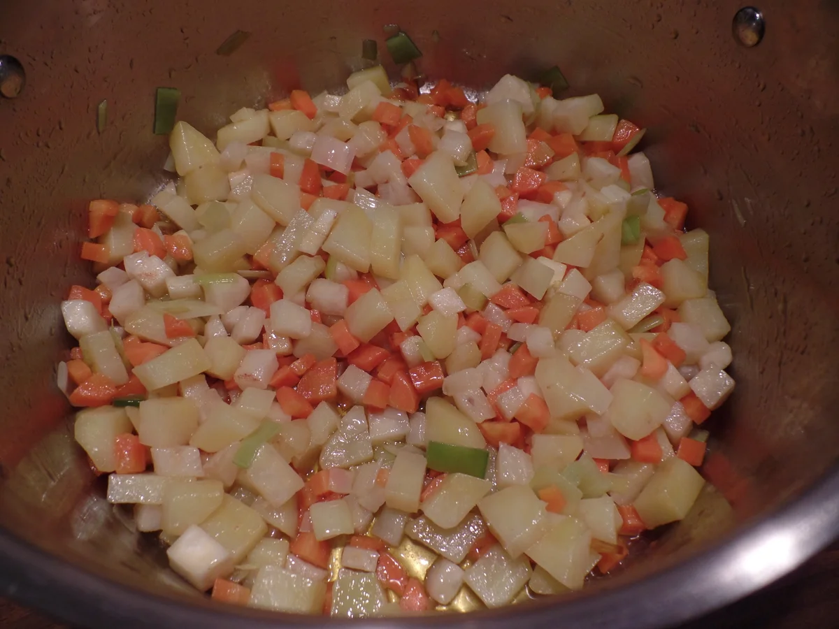 Gemüsesuppe mit Griesnockerln - Rezept - Bild Nr. 146