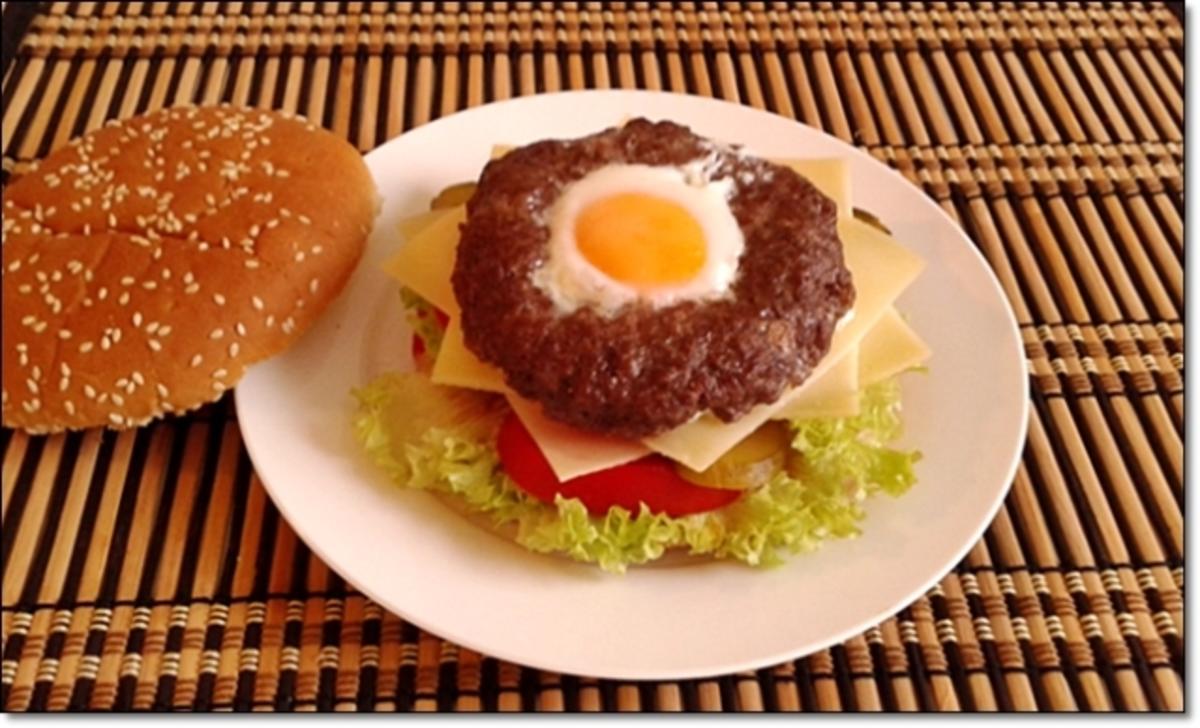 Saftiger Tiroler Adler Burger mit Ei im Patty - Rezept - Bild Nr. 164