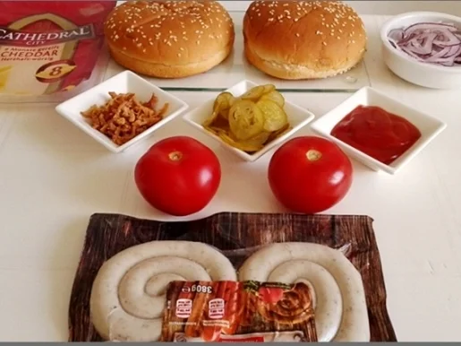 Rezept: Mega Burger mit Bratwurstschnecke und… Bild Nr. 148 Mega Burger mit Bratwurstschnecke und… - Rezept - Bild Nr. 148