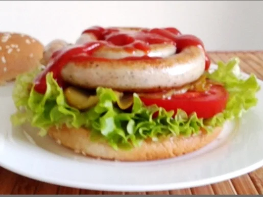 Rezept: Mega Burger mit Bratwurstschnecke und… Bild Nr. 159 Mega Burger mit Bratwurstschnecke und… - Rezept - Bild Nr. 159