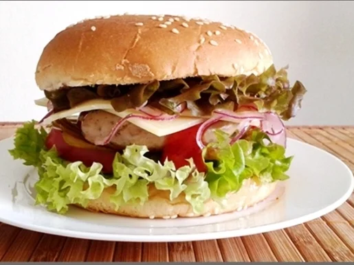Rezept: Mega Burger mit Bratwurstschnecke und… Bild Nr. 167 Mega Burger mit Bratwurstschnecke und… - Rezept - Bild Nr. 167