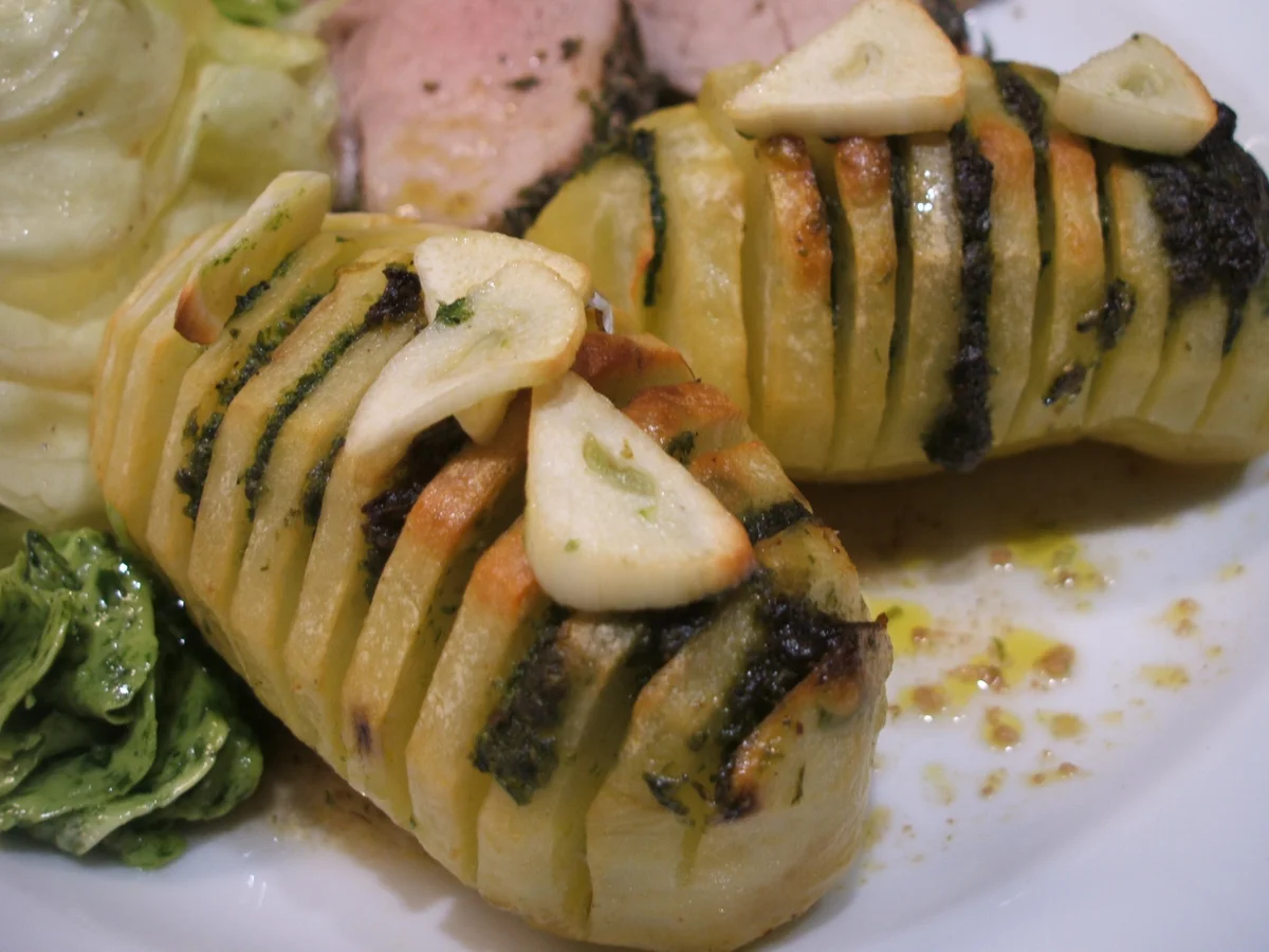 Kartoffeln: "Fächer" mit Kräuterbutter und Knoblauch - Rezept - Bild Nr. 145