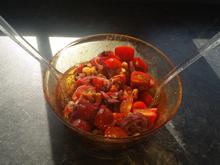 Tomatensalat mit Zwiebeln und Garnelen - Rezept - Bild Nr. 228