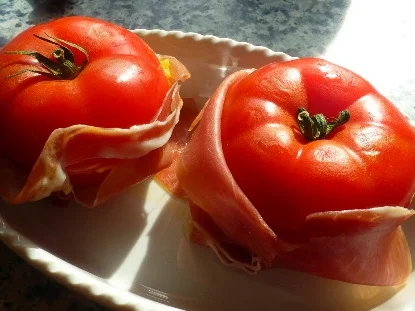 Geschmorte Fleischtomaten,gefüllt mit Safran-Risotto,im Parma-Schinkenmantel - Rezept - Bild Nr. 150