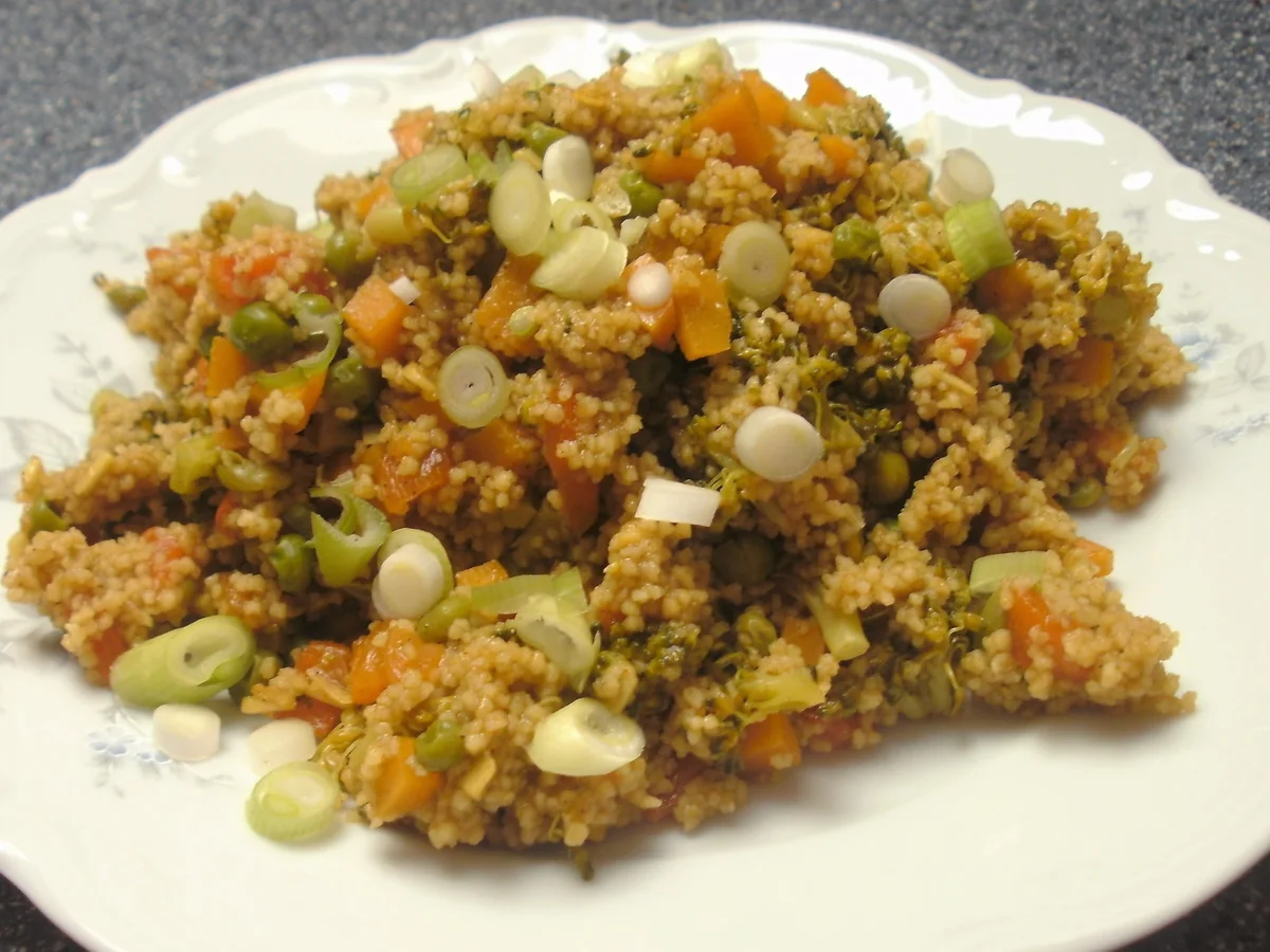 Rezept: Gemüsepfanne mit Couscous Gemüsepfanne mit Couscous - Rezept