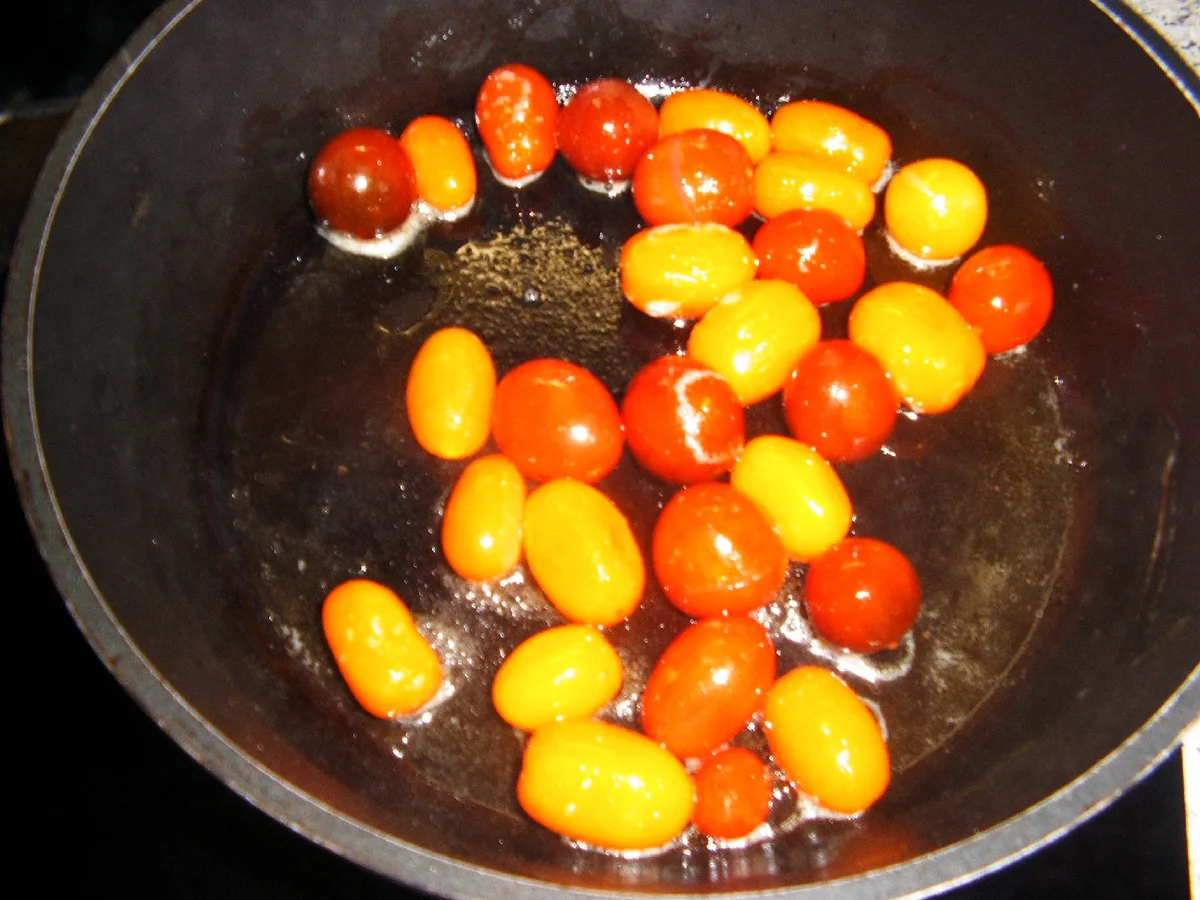 Rezept: Nudel-Tomaten-Hähnchen-Pfanne Bild Nr. 208 Nudel-Tomaten-Hähnchen-Pfanne - Rezept - Bild Nr. 208