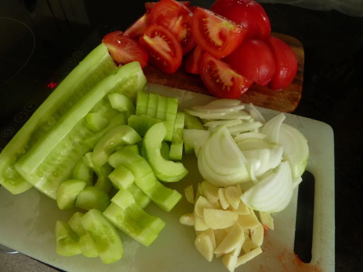 Kalte Tomate- Gemüse Suppe - Rezept - Bild Nr. 204